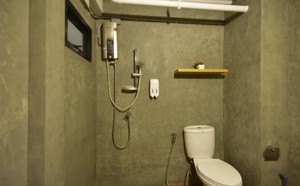 The Chatbox Silom Hostel - photo 5