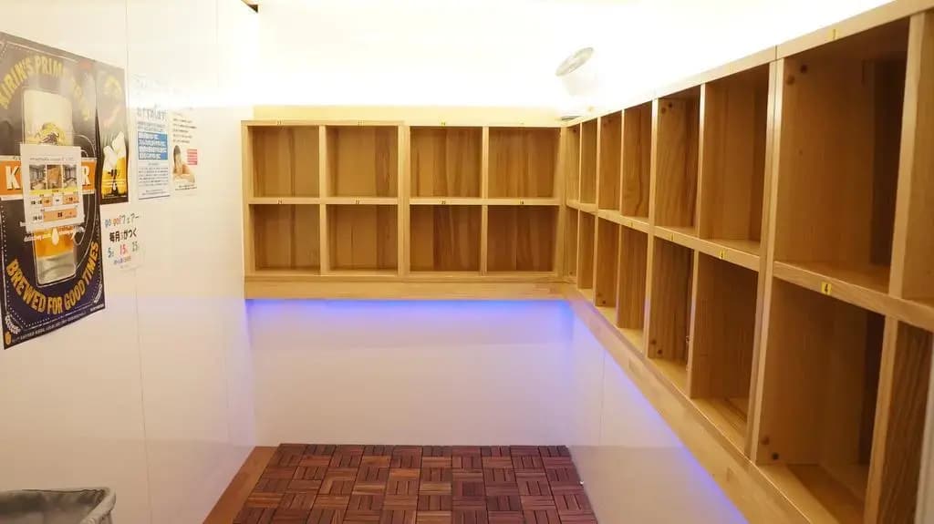 Capsule Hotel 310 - photo 14