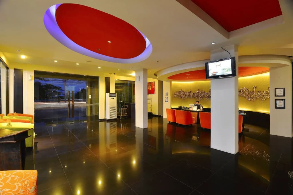 100 Sunset Hotel Managed by Eagle Eyes - photo 12
