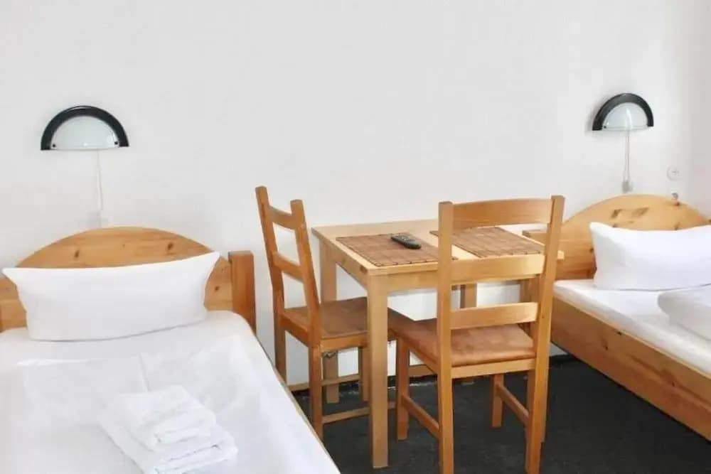 Hotel-Pension Sickinger Hof - photo 4