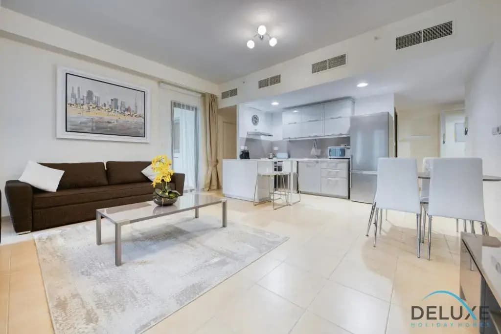 Classy 1BR in Bahar, Jumeirah Beach Residence by Deluxe Holiday Homes - photo 3
