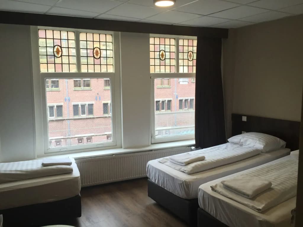 Hotel Damrak Inn - photo 3