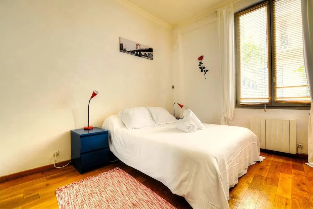 Rustic 1 Bedroom Apartment in Montmarte - photo 9