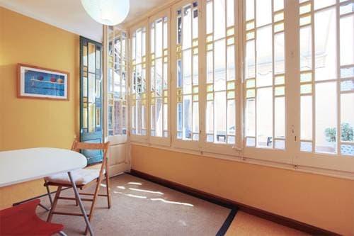 Rent a Flat in Barcelona Arc de Triomf - photo 3