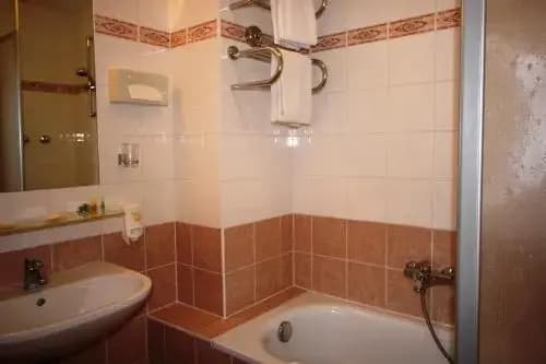 Suite Hotel 900 m zur Oper - photo 9
