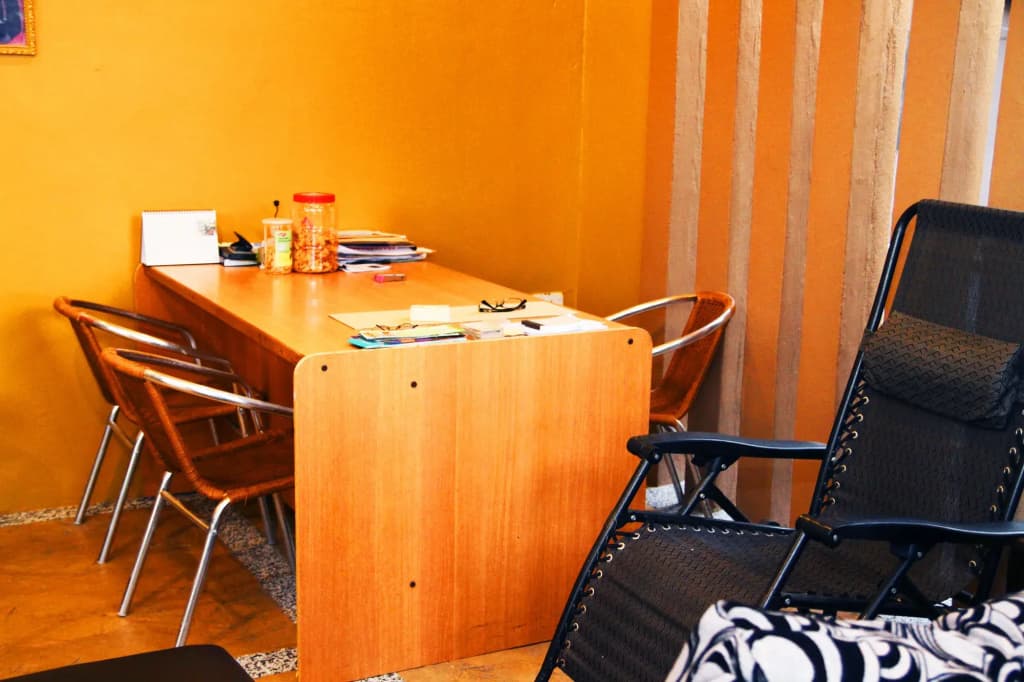 EFM Guest House - photo 17