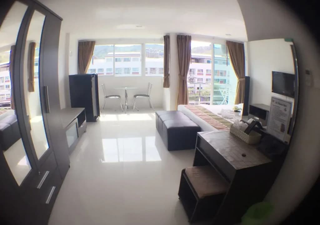 J and N Mansion 2 - photo 2