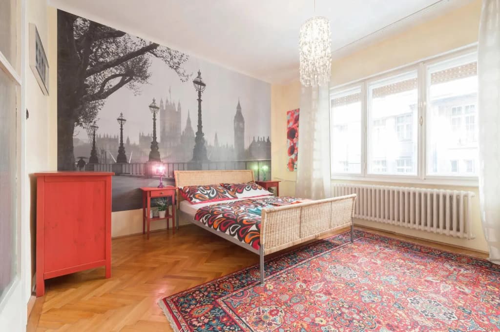 Parliament Apartment Downtown - photo 5