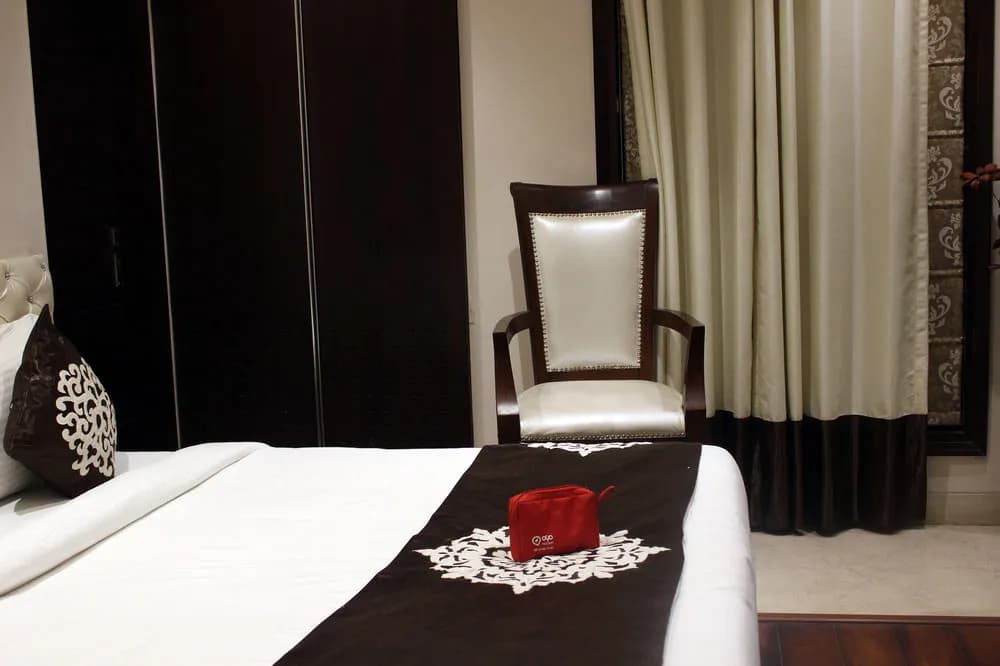 OYO 550 Hotel Aura Grand Residency - main photo
