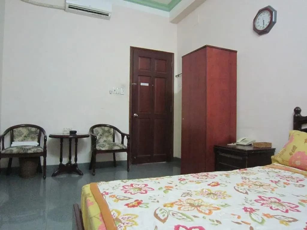 Phi Long Riverside Hotel - main photo