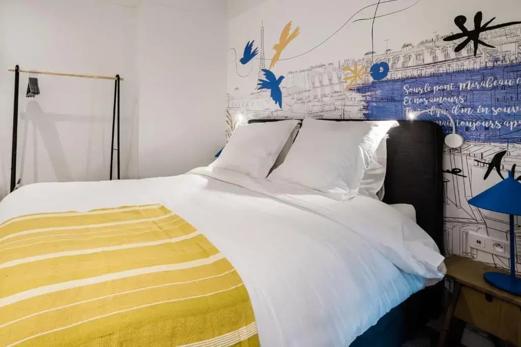 SUITE APOLLINAIRE : au cœur de la Rive Gauche, neuf, design, 2/4 personnes - main photo