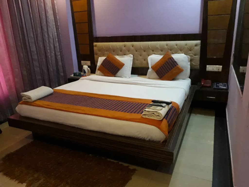 Hotel Grand Plaza - photo 3
