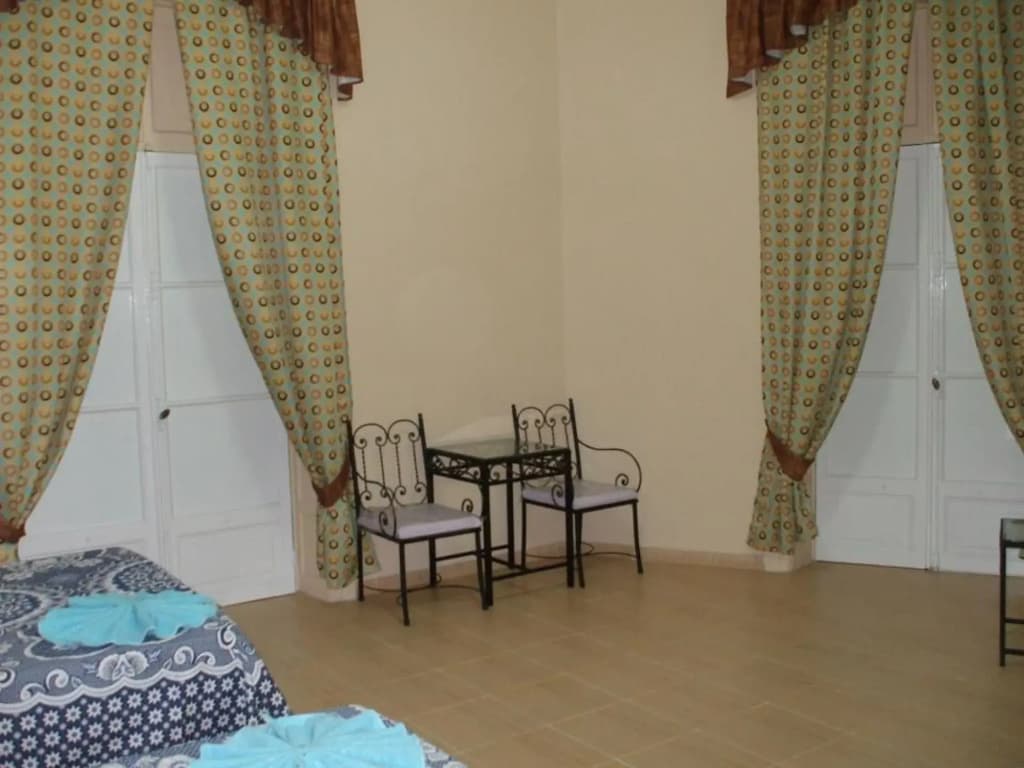Bella Luna Hotel - photo 2