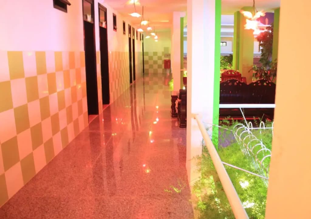Ngoi Nha Xanh - photo 13