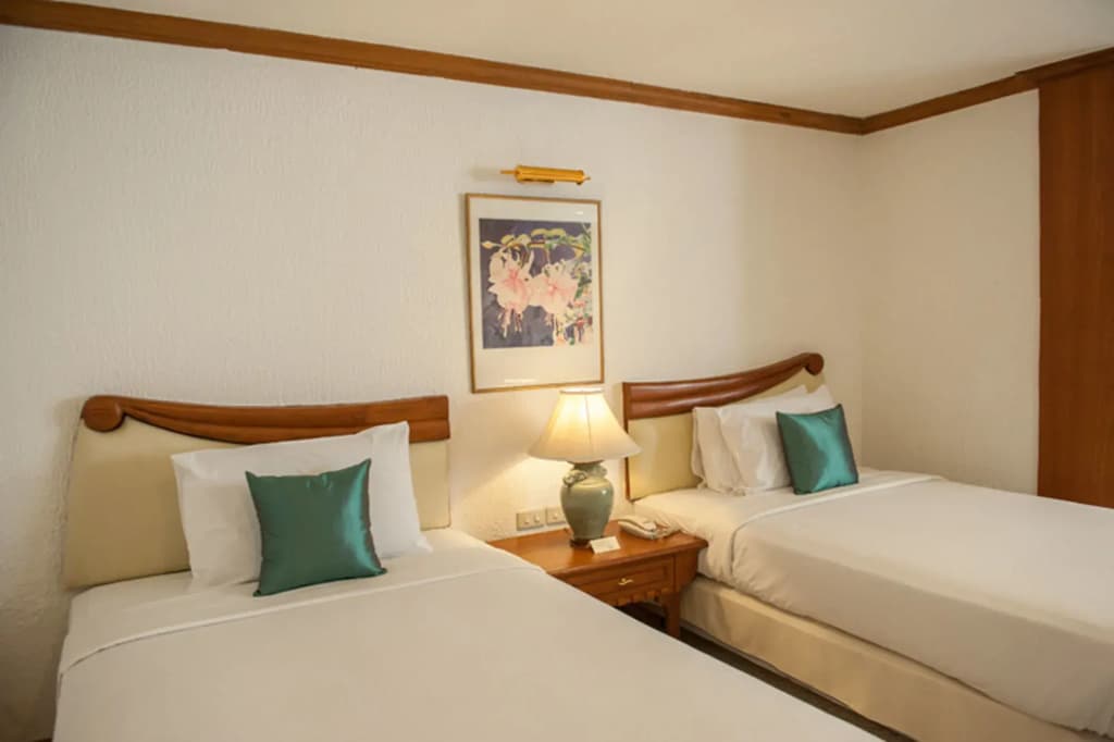 Lido Beach Hotel Pattaya - photo 6