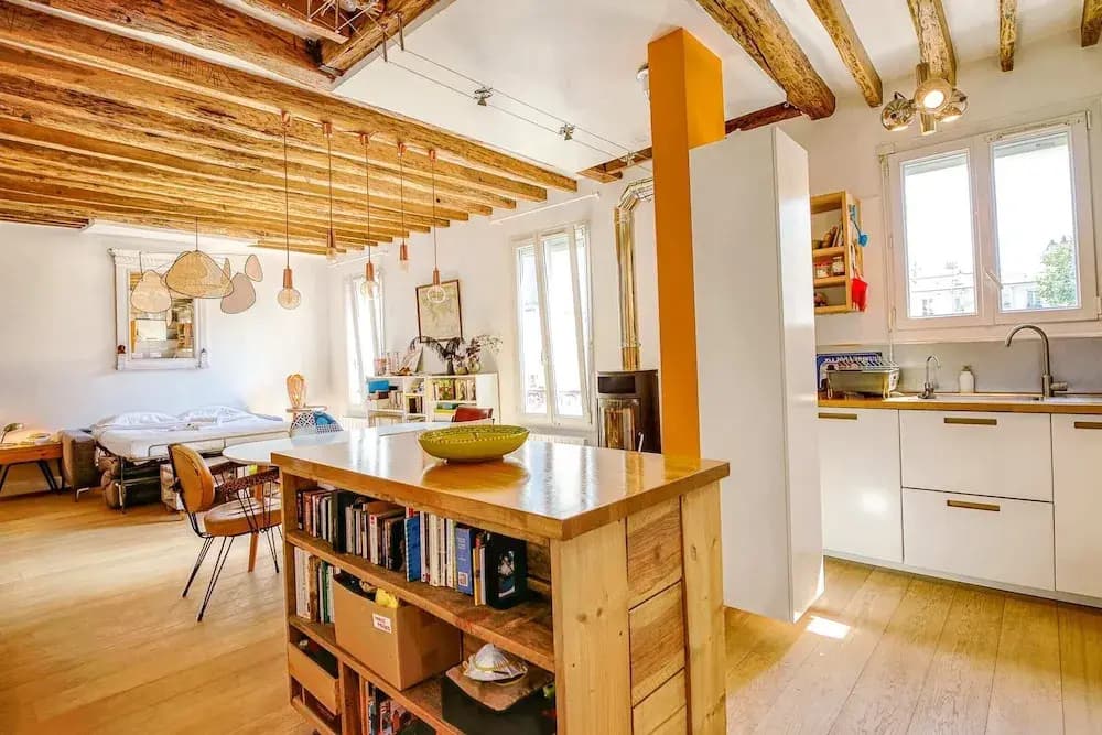 Loft-inspired Flat Near Montmartre, Sleeps 4 - photo 9