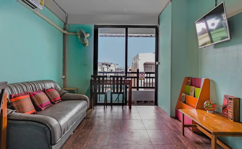 The Guest Hotel - Hostel - photo 8