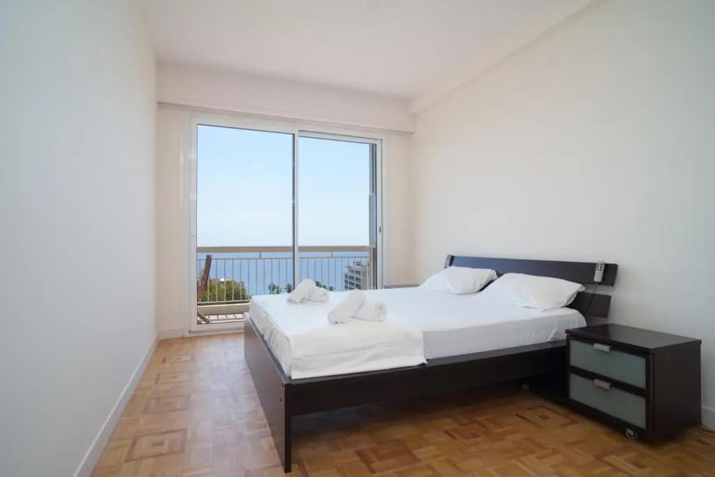 Superbe Appartement de 3 pièces rénové avec Vue Mer - photo 3