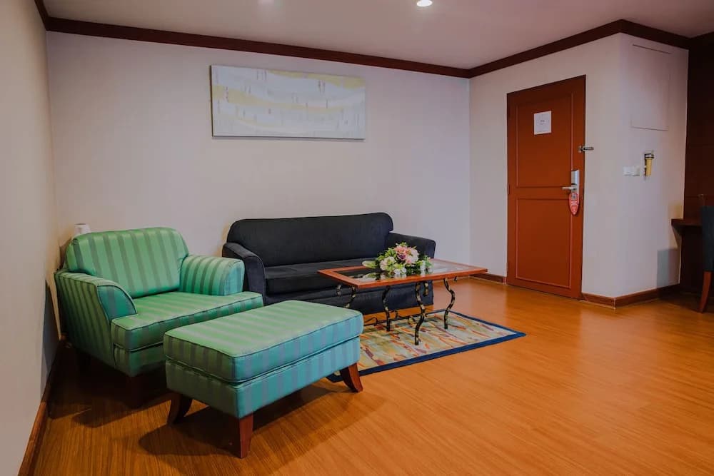 Baiyoke Suite Hostel - photo 14