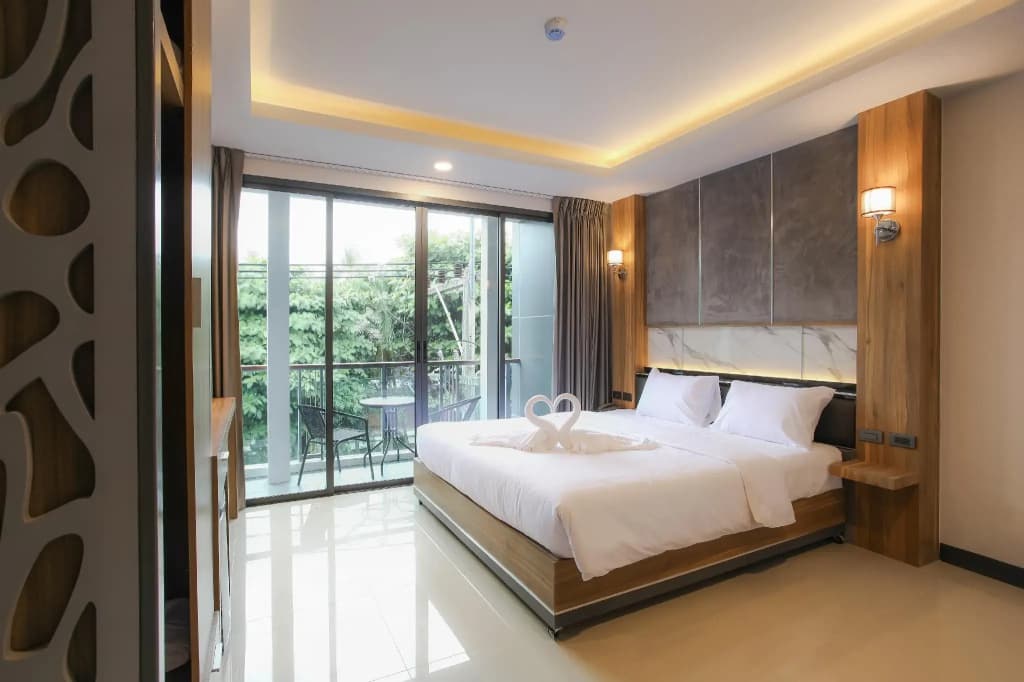 The Mantra Hotel - photo 2