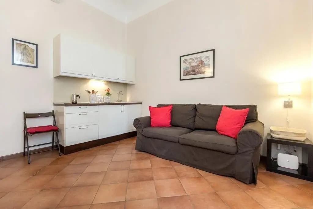 2B Holiday Home - photo 10
