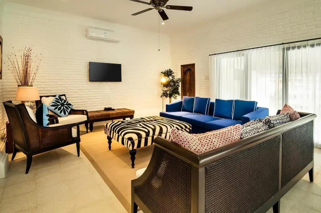 Indies Estate - photo 2