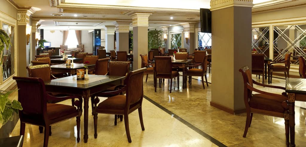 Hotel Olympic - photo 14