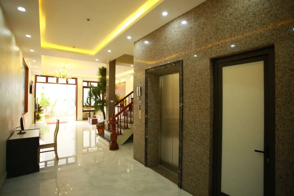 Family Airport Hotel - photo 13