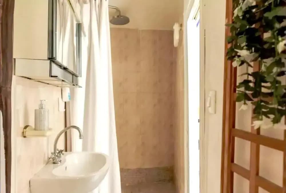 Apartment With one Bedroom in Nice, With Wonderful Mountain View, Furnished Balcony and Wifi - photo 7