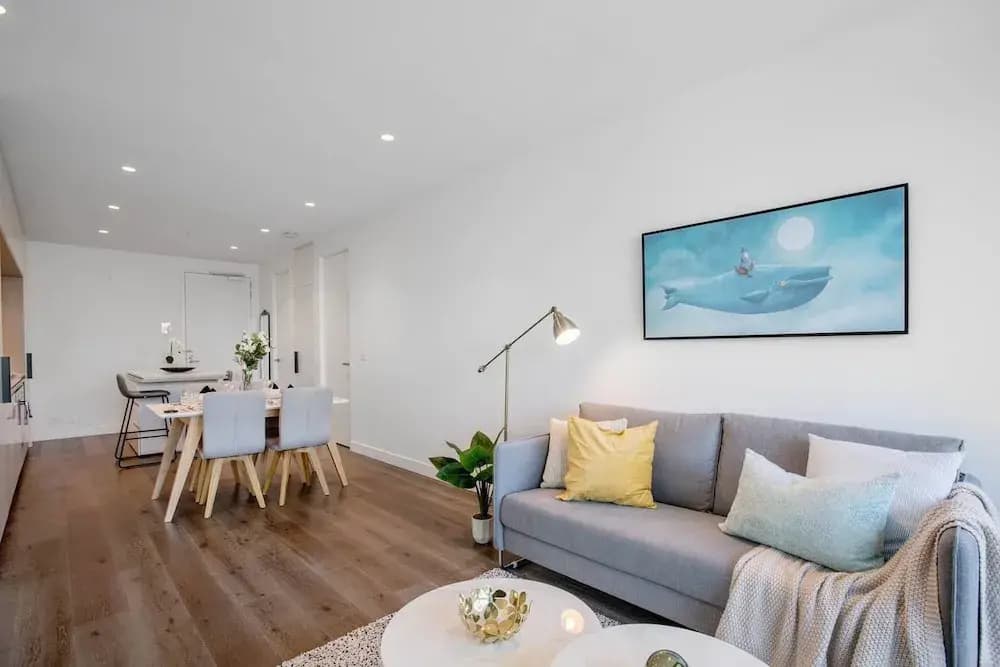 87 Docklands 2BD 2BTH Waterside with Carpark - photo 4