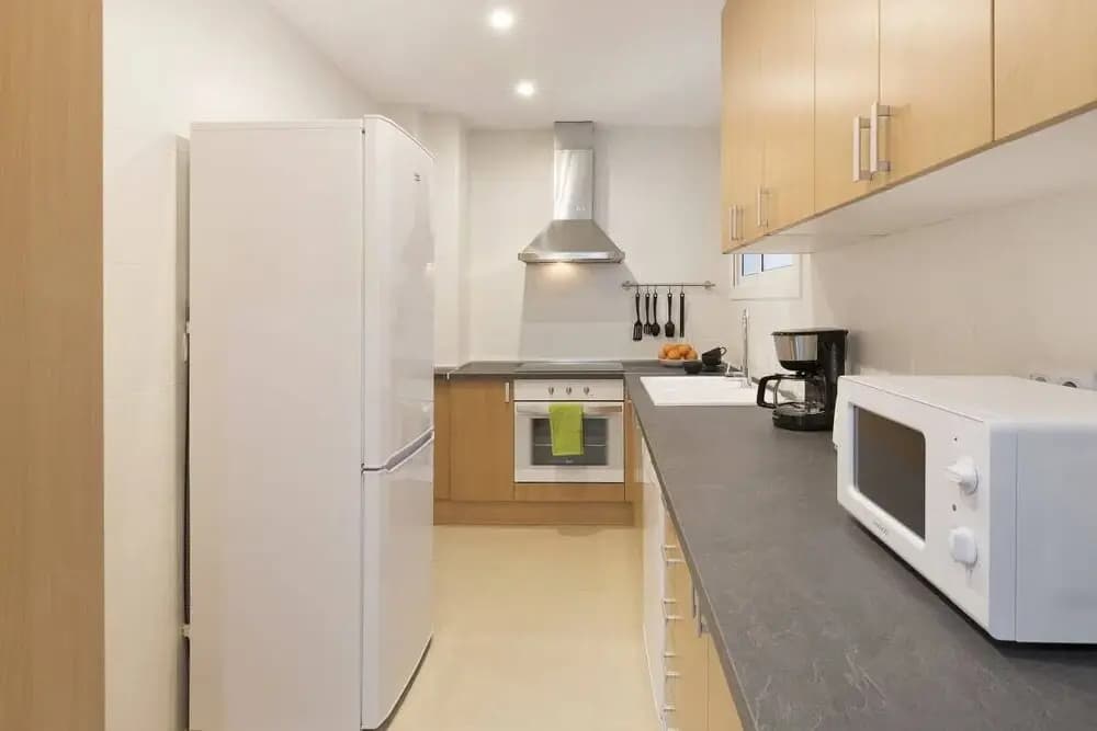 Cosy & Modern 4bdr in Central Eixample - photo 17