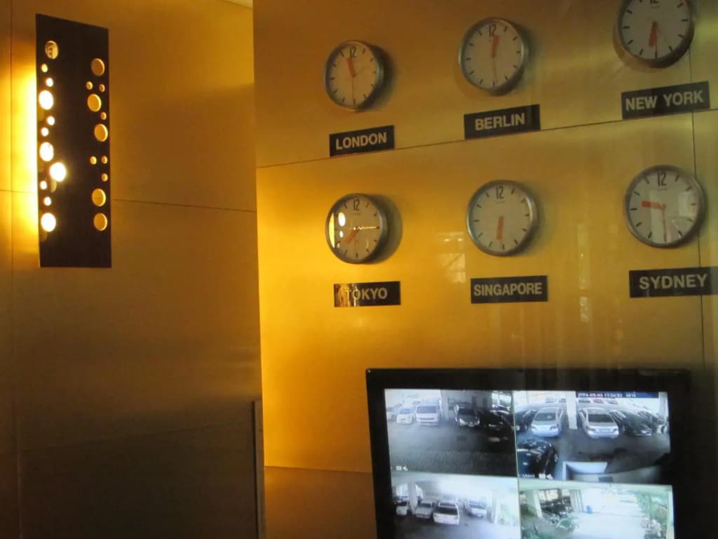 Galleria@subway MRT Huaikhwang - photo 7