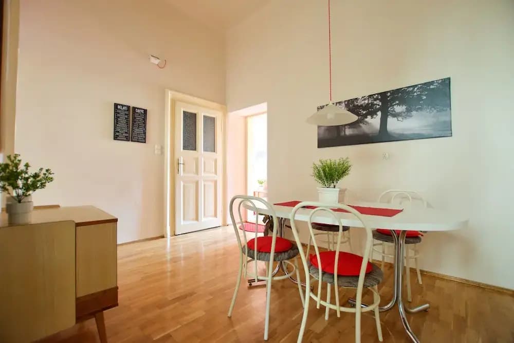 Budget Apartment by Hi5 - Üllői 36 - photo 3