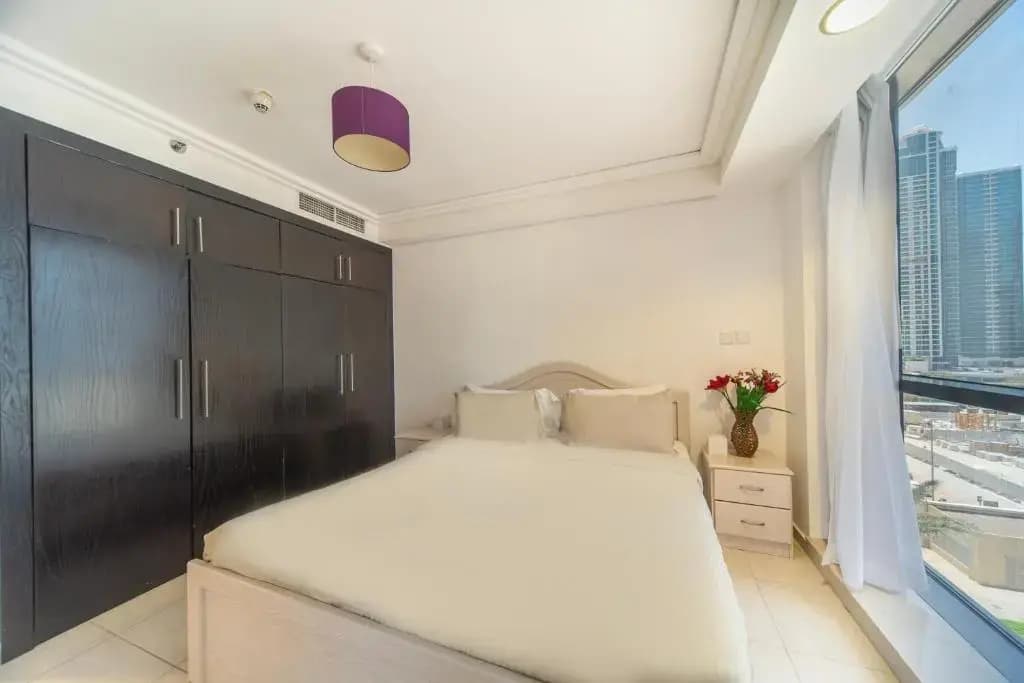 Cozy modern JLT flat next to metro - by bnbmehomes - 405 - main photo