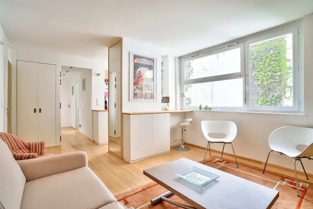 Charming 3 Room Apartment - Paris - photo 8