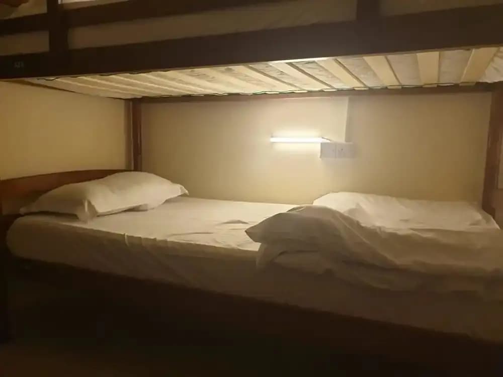 The Top One Hostel - photo 4