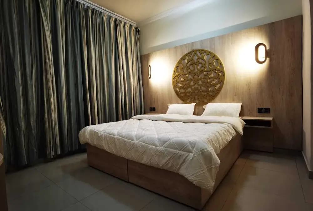 the continent residence - photo 3