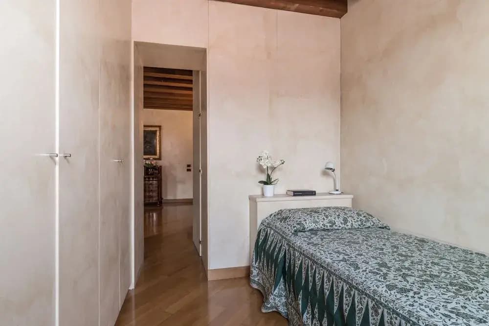 La Fenice Theatre Exclusive Flat - photo 6