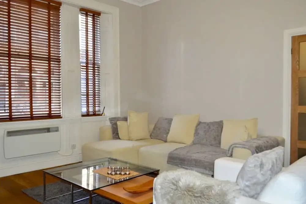 Modern Open-plan Leith Flat - main photo