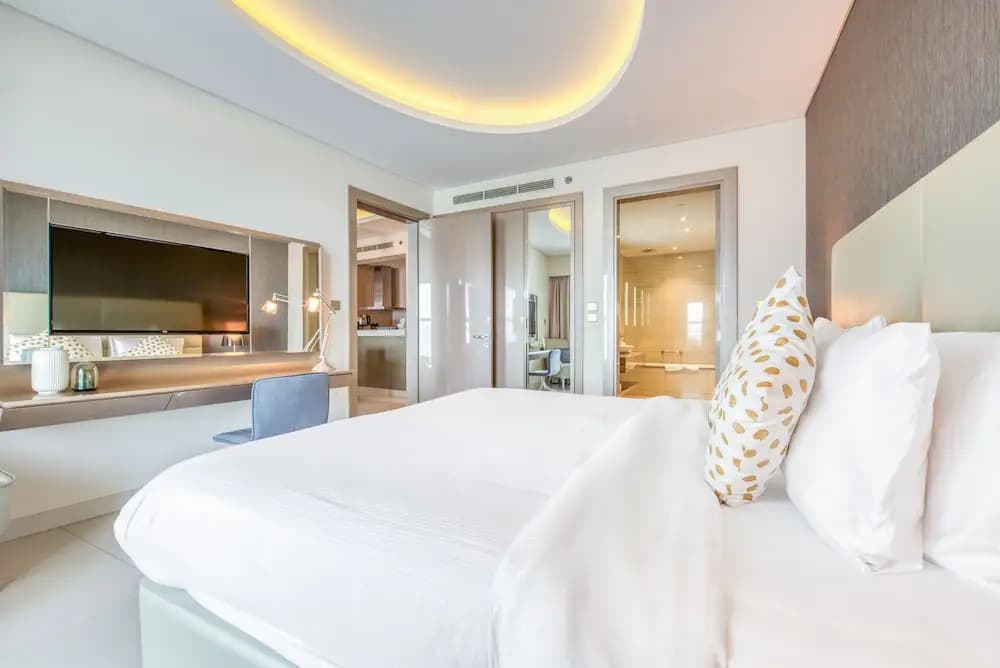 Maison Privee - Cool Dubai Apt next Burj Khalifa & Design District - photo 2