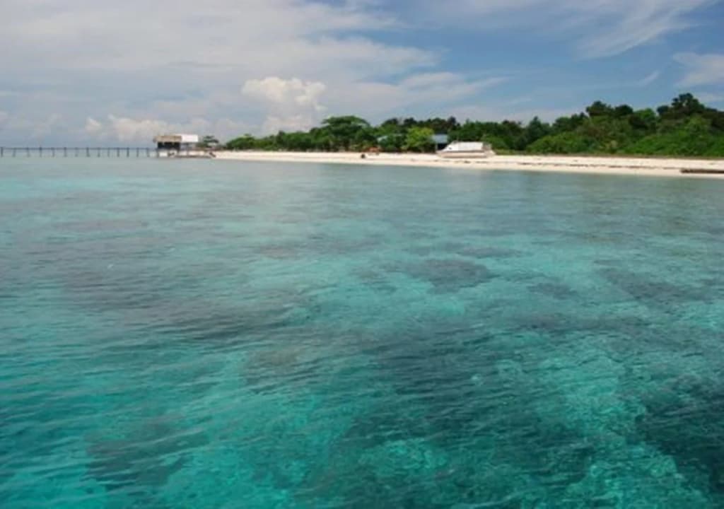 Celebes Beach Resort - photo 5
