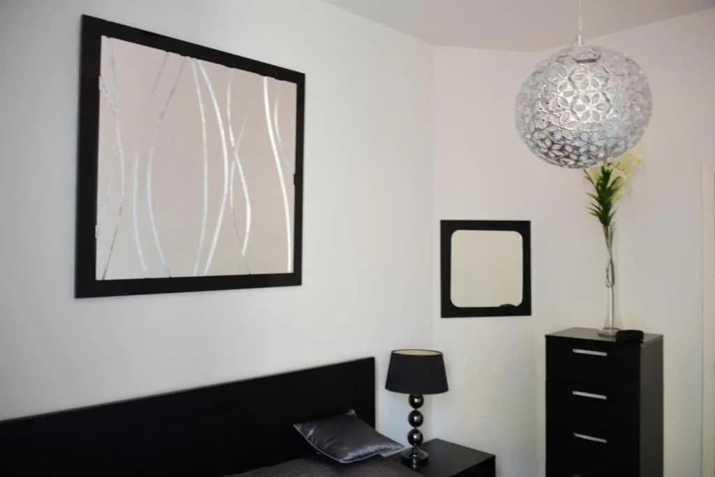 Apartment on Rue De France 4 - photo 3
