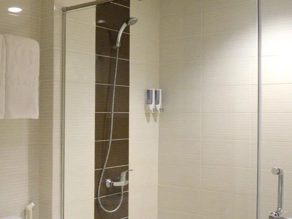 d'primahotel ITC Mangga Dua - photo 8