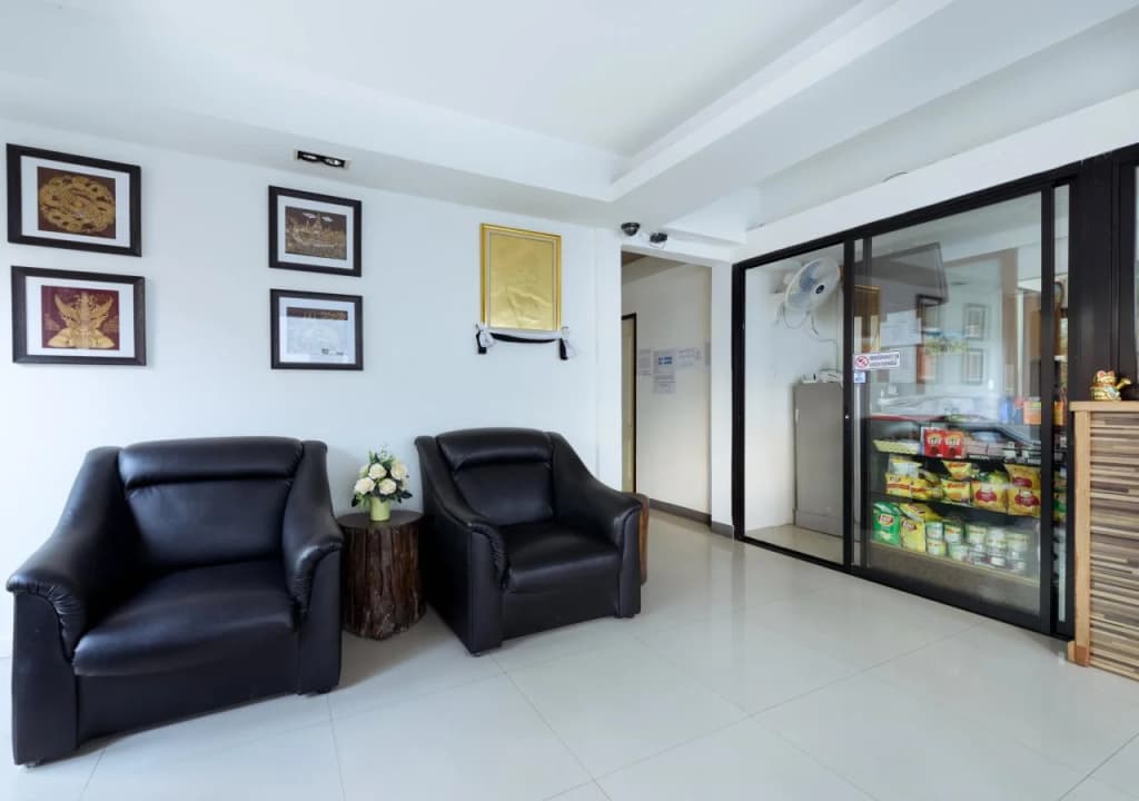 Nine Place - Sukhumwit Soi 40-Rama4 branch - photo 12