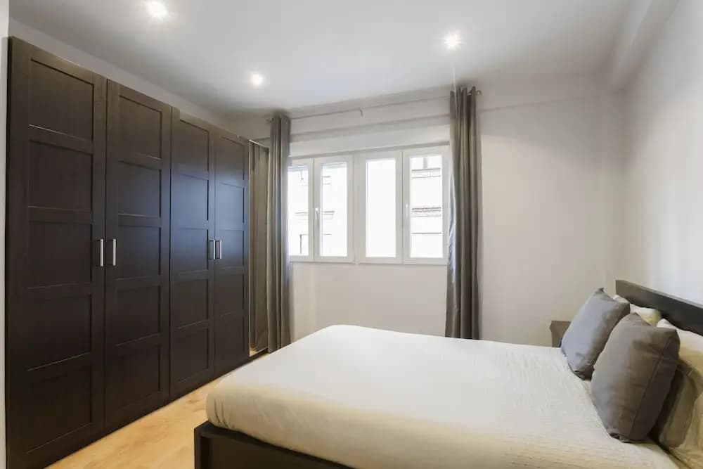 Apartment off Gran Via - photo 4