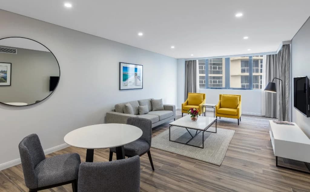 Meriton Suites Bondi Junction - photo 12