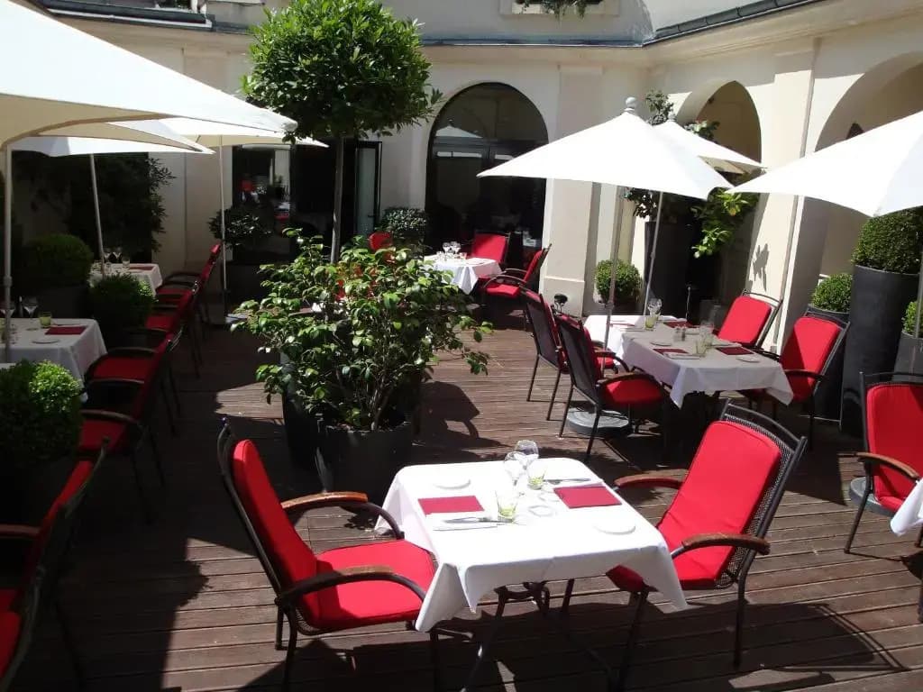 Grand Hotel Champs-Elysees - photo 31