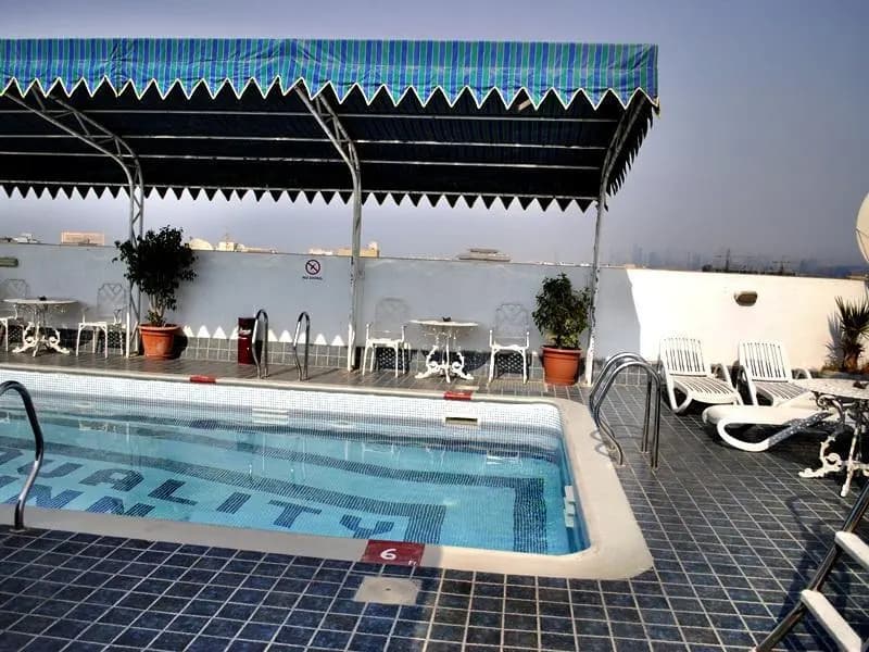 Ramee Guestline Hotel - photo 14