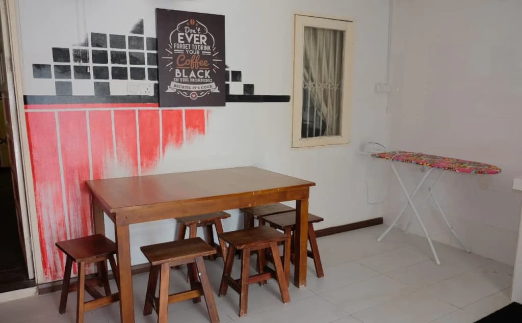OYO HOME 90260 Natol Homestay London - photo 12