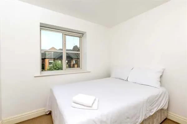 Millharbour Apartments - photo 13